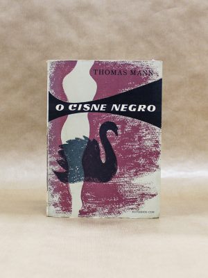 latitude-estudios-cor-o-cisne-negro-2