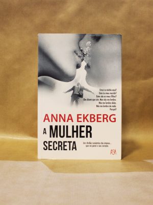 mulher-secreta-anna-ekberg