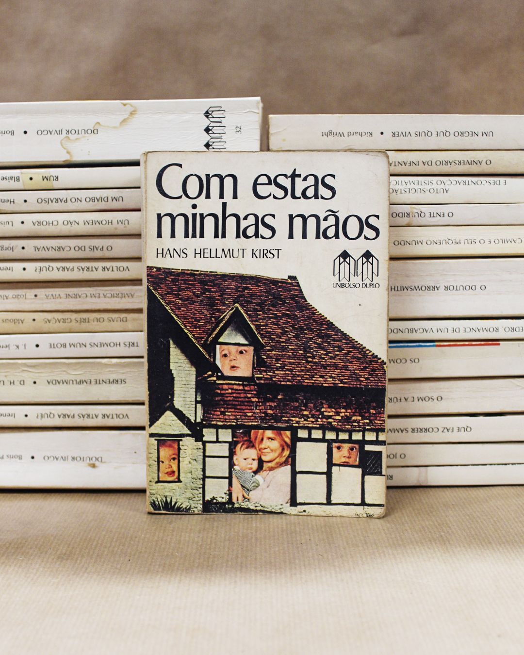 Com estas minhas mãos