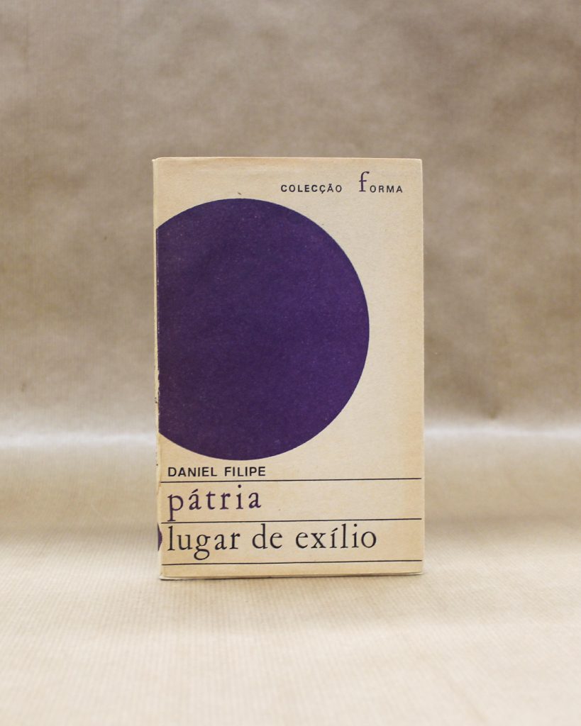 Pátria, lugar de exílio