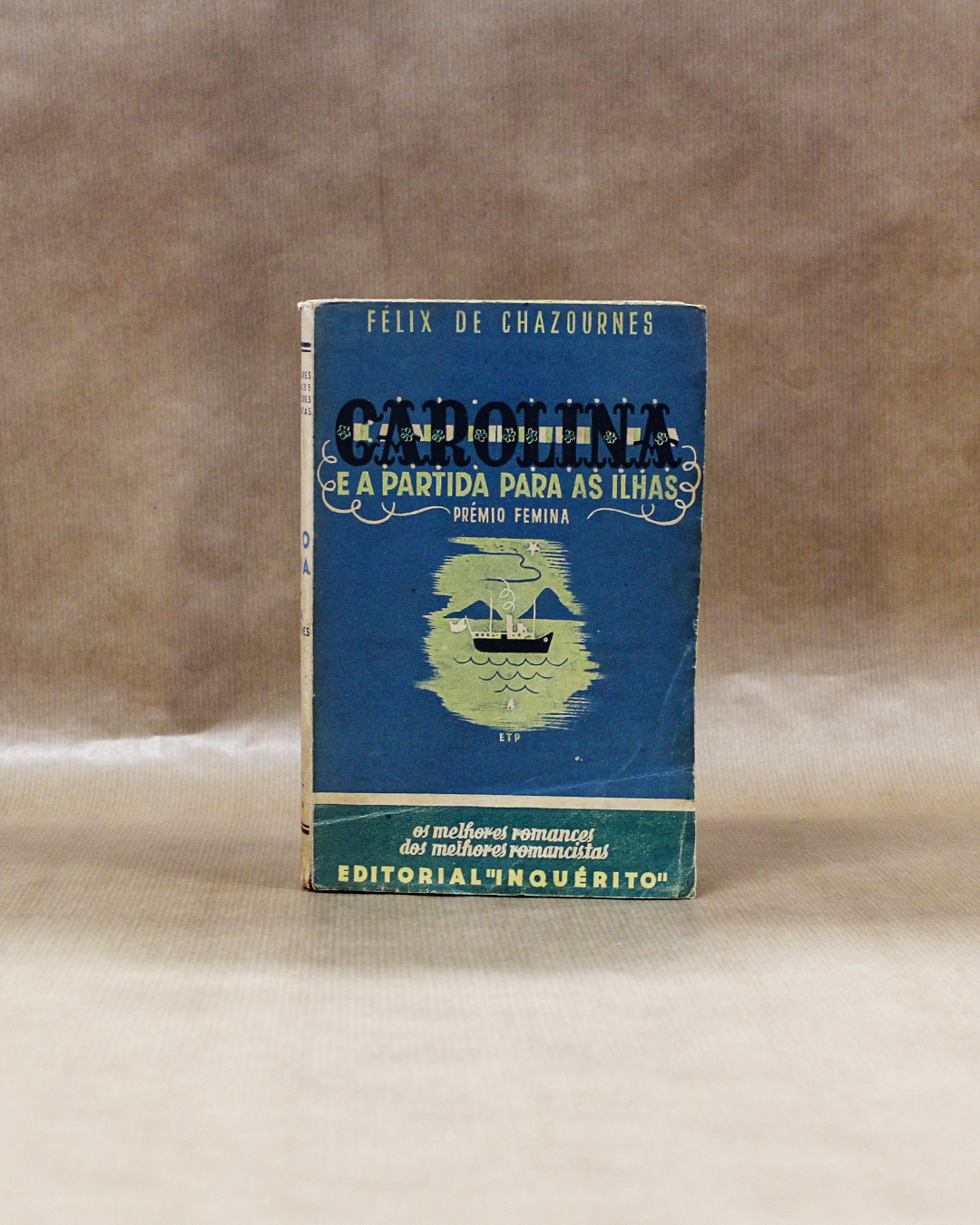 VENDIDO - Carolina e a Partida Para as Ilhas