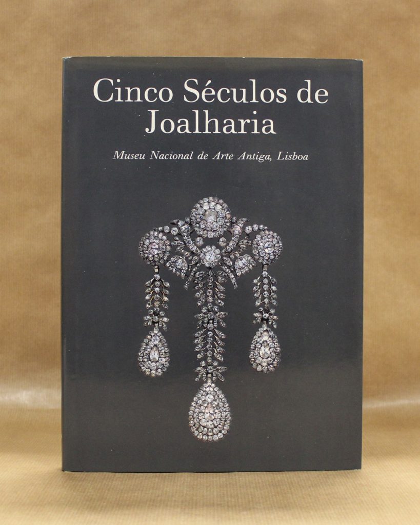 VENDIDO - Cinco Séculos de Joalharia