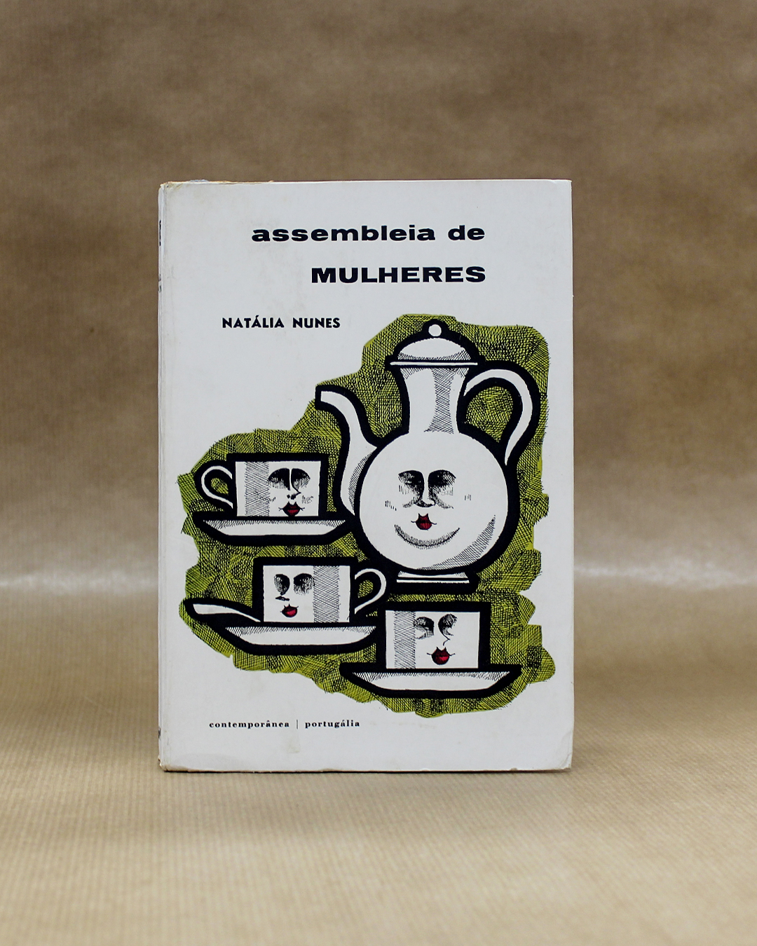 VENDIDO - Assembleia de Mulheres