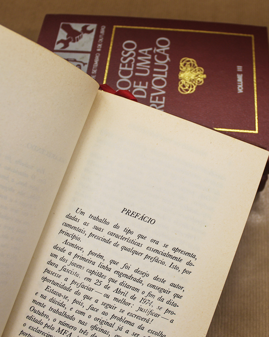 Processo De Uma Revolução - 3 Vol. - Image 2