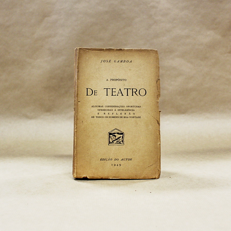 A Propósito de Teatro