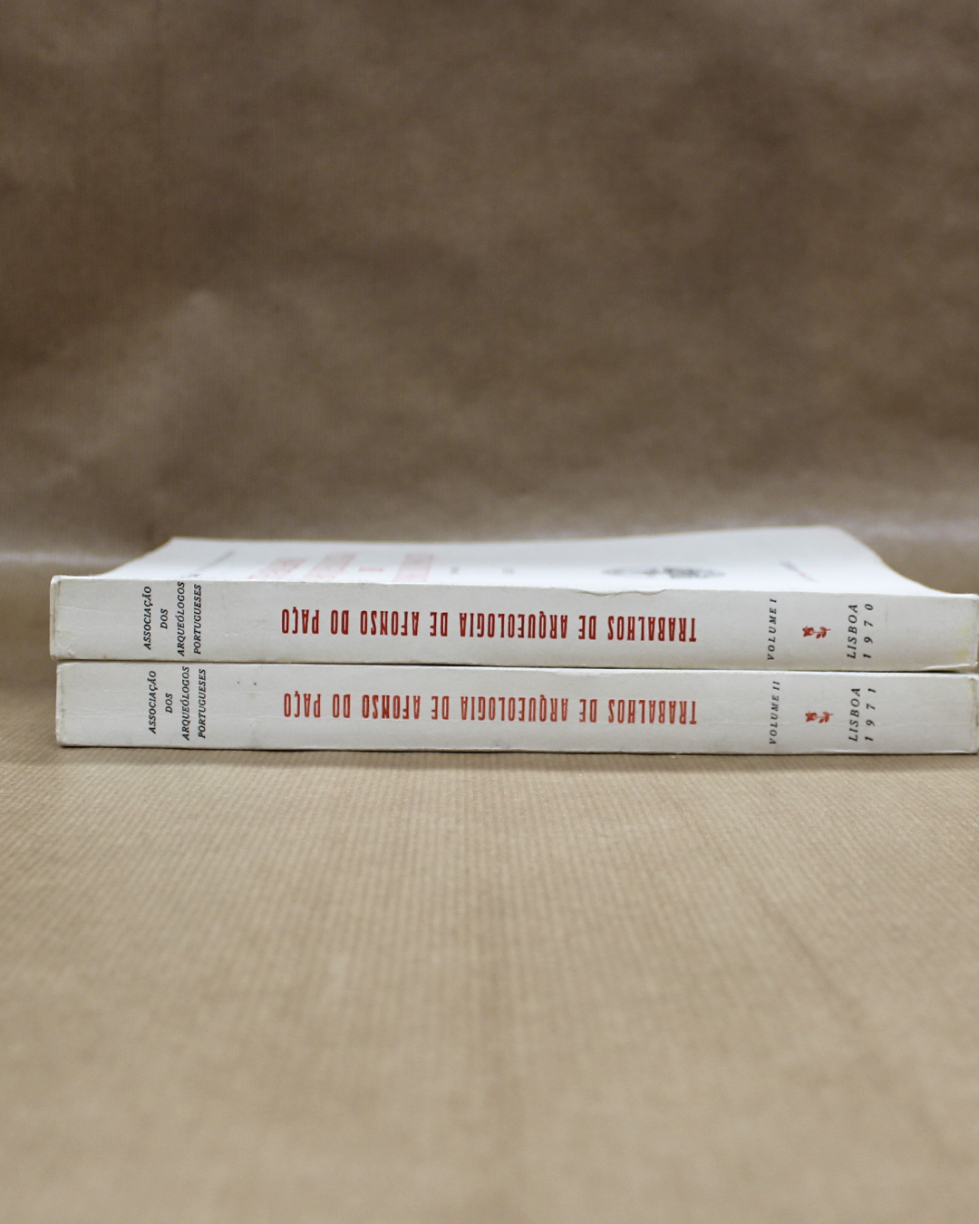 VENDIDO - Trabalhos de Arqueologia de Afonso do Paço - Image 3