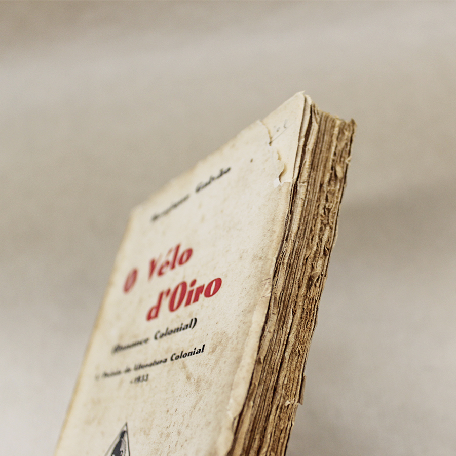 VENDIDO - O Vélo d`Oiro (Romance Colonial) - Image 3